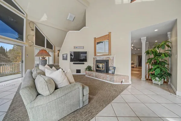 $3,750,000 | 450 Lakeview Road, Copperopolis, CA 95228