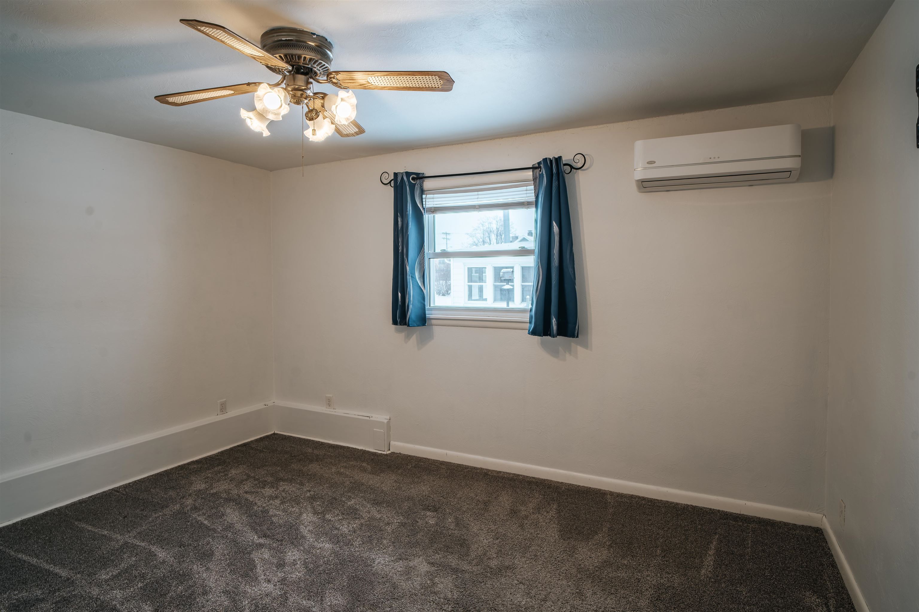 1127 Cardinal Lane Howard, WI 54313 - Photo 17 of 36