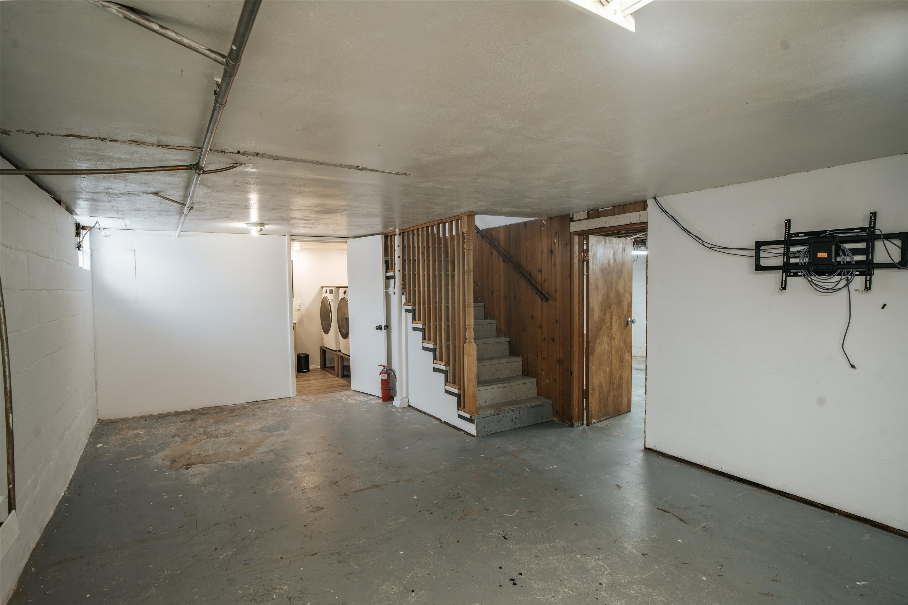 1127 Cardinal Lane Howard, WI 54313 - Photo 27 of 36