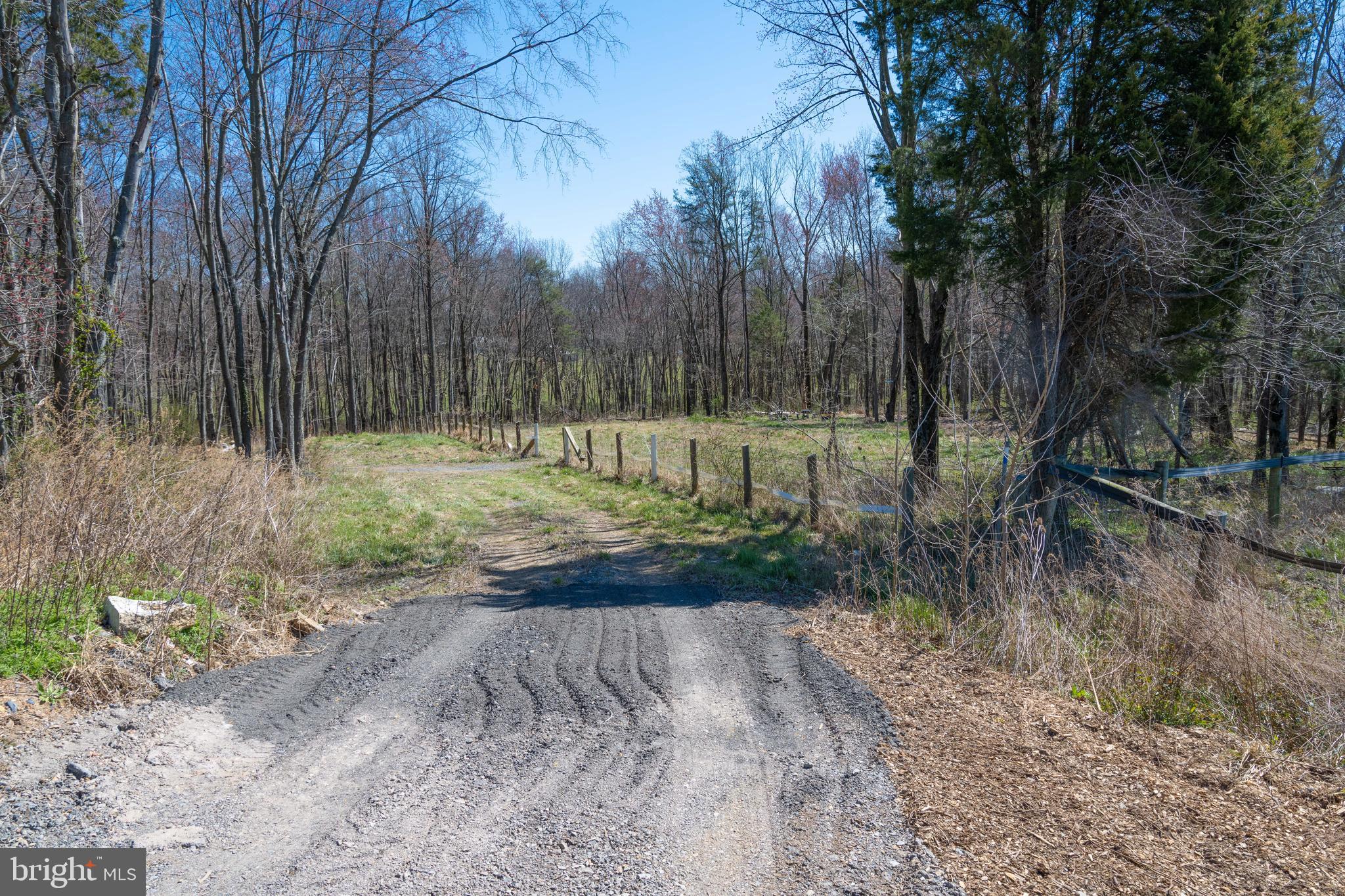 19601 Darnestown Road Beallsville, MD 20839 - Photo 2 of 119