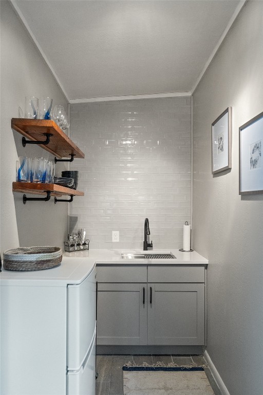 35 Presidio Road Wimberley, TX 78676 - Photo 36 of 39 a room with a sink and cabinets