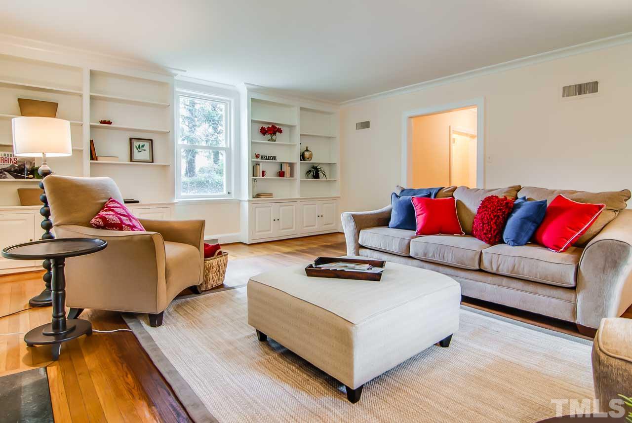 208 Pineview Road Durham, NC 27707 - Photo 4 of 25 Gallery Image 4