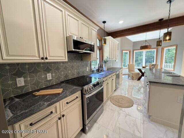 5327 Maple Lane Cresco, PA 18326 - Photo 39 of 79 65a87a1c-ec61-4855-aeb5-03e4fedb64e7