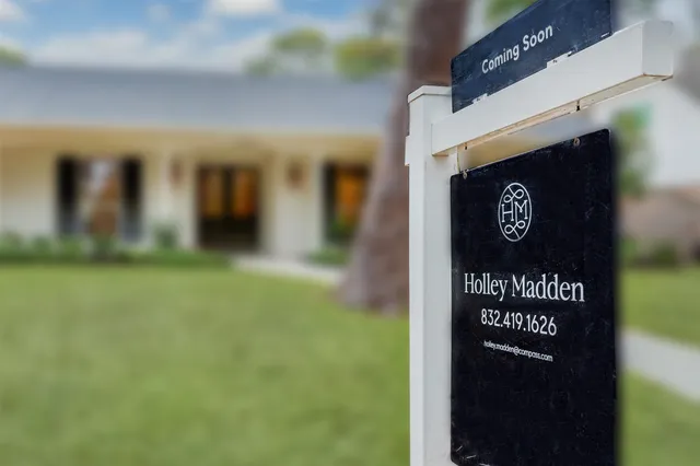 $639,000 | 10722 Valley Forge Drive, Houston, TX 77042