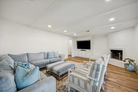 $639,000 | 10722 Valley Forge Drive, Houston, TX 77042