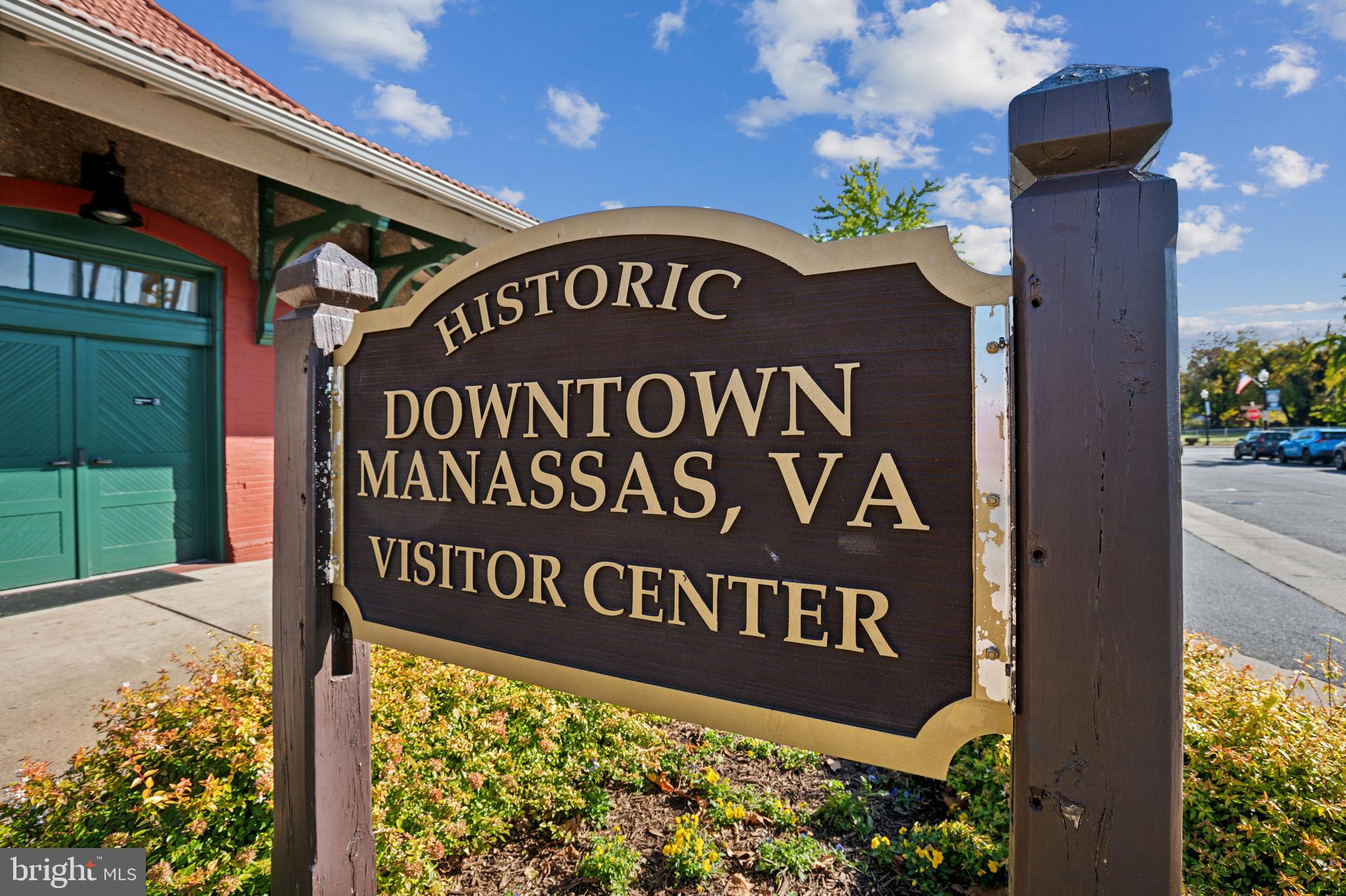 1006 Swallowtail Lane Manassas, VA 20110 - Photo 31 of 65 a sign broad on the side of the road