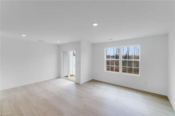 $234,399 | 256 Plumtree Court, King, NC 27021