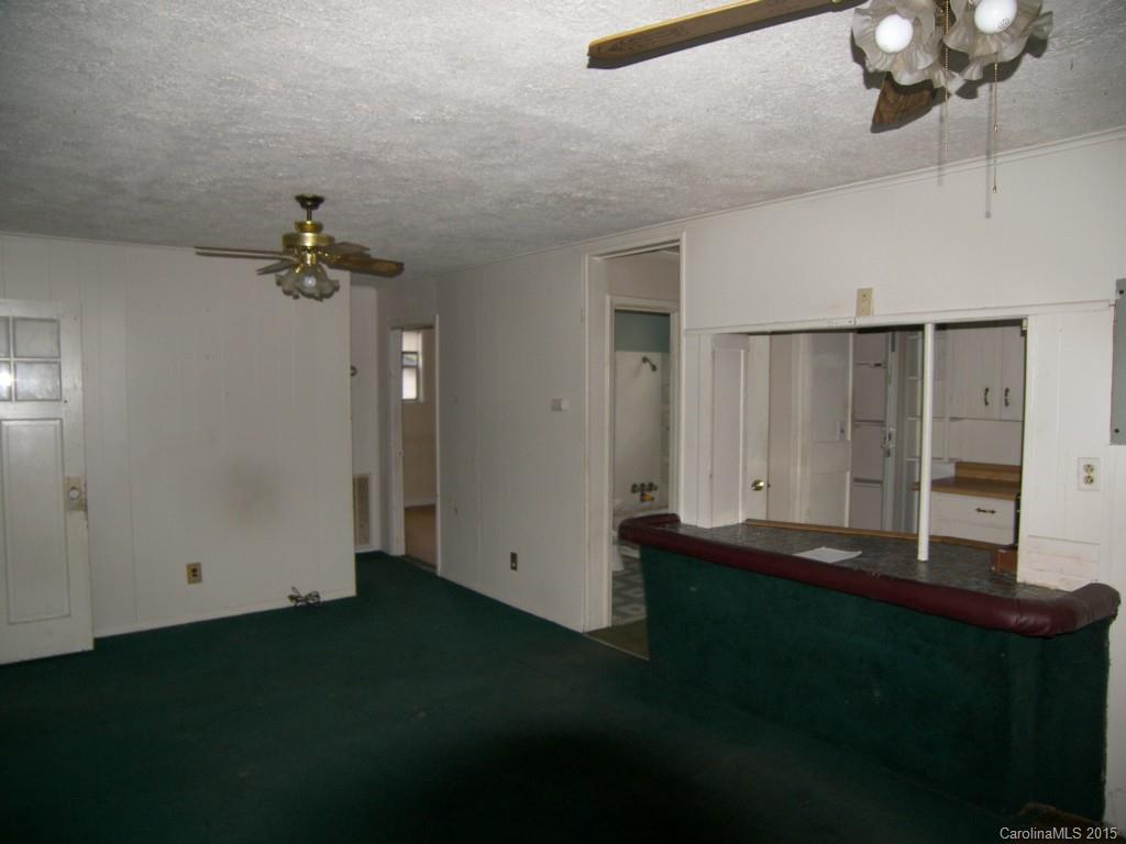 7440 Wallace Road Charlotte, NC 28212 - Photo 5 of 14 Gallery Image 5