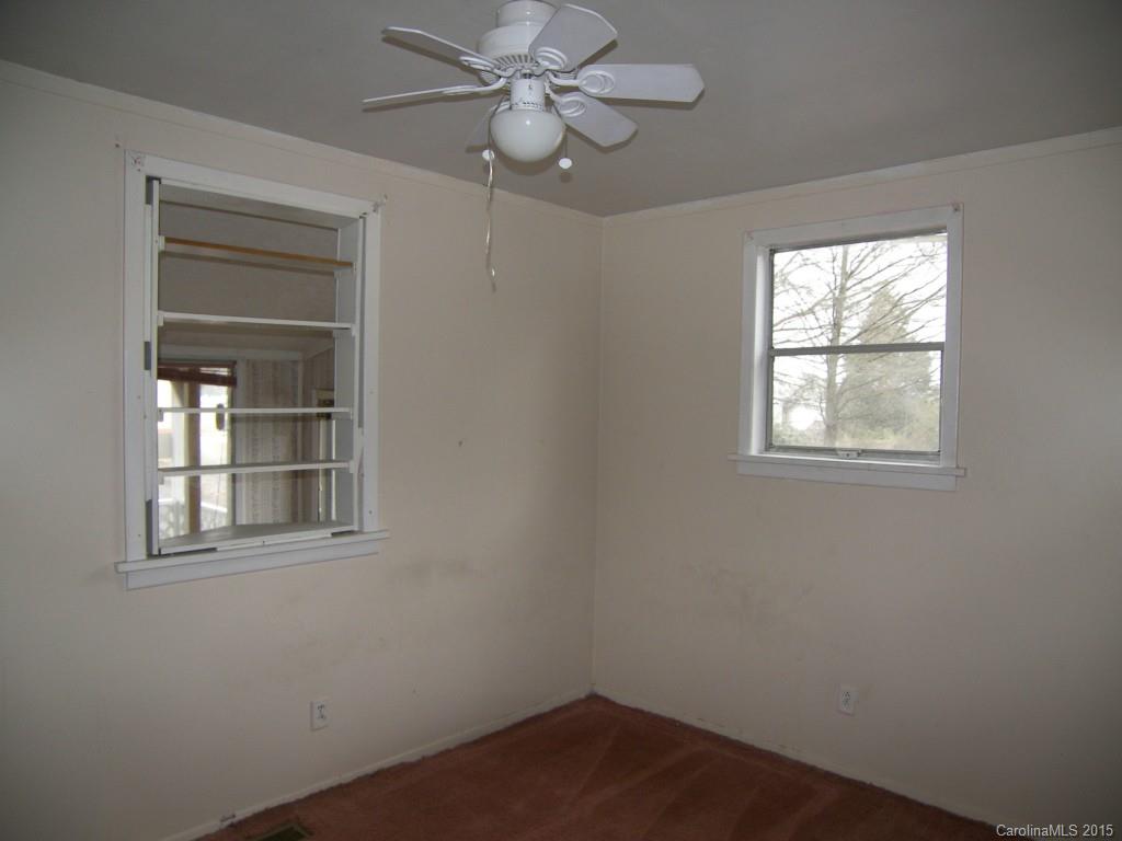 7440 Wallace Road Charlotte, NC 28212 - Photo 9 of 14 Gallery Image 9