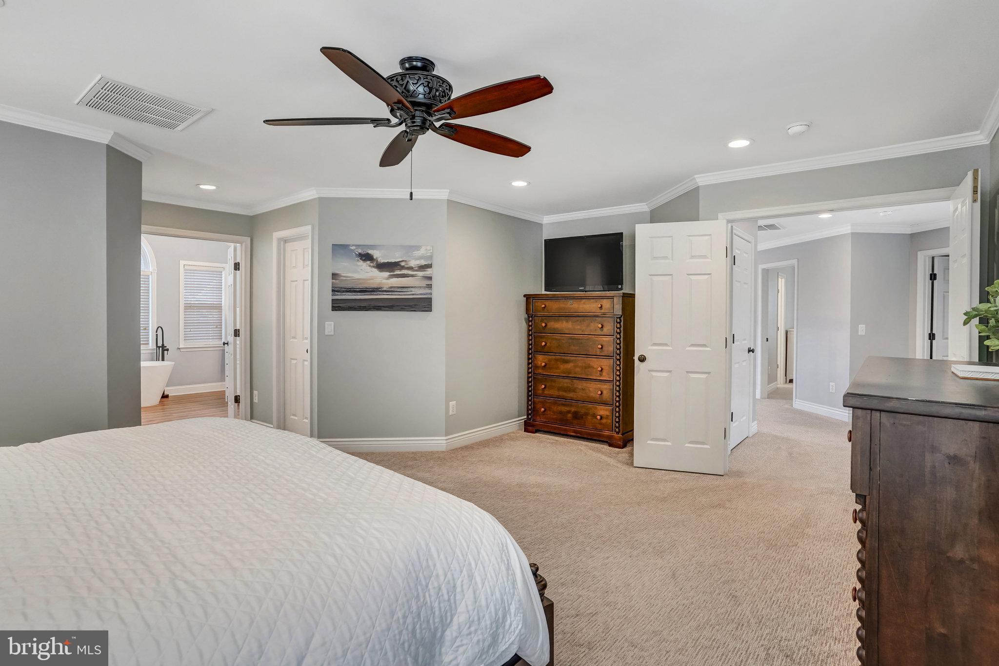 7524 Rio Grande Way Gainesville, VA 20155 - Photo 31 of 64 Primary suite