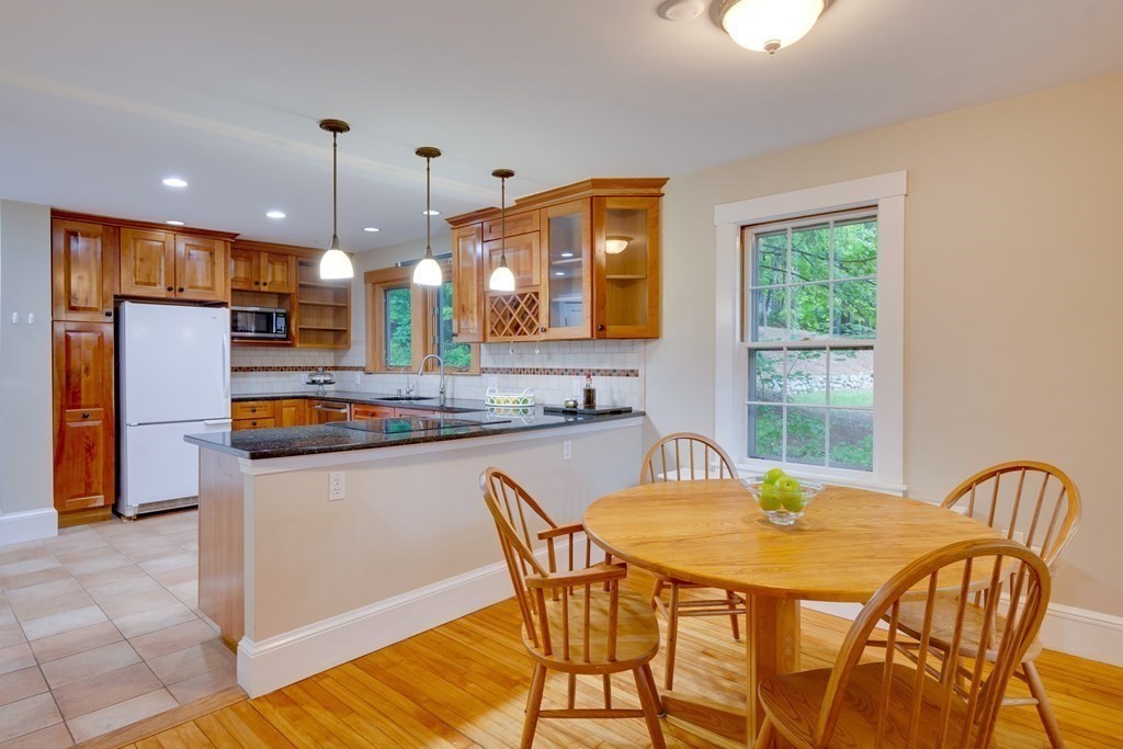509 Concord Road Sudbury, MA 01776 - Photo 4 of 30 Gallery Image 4