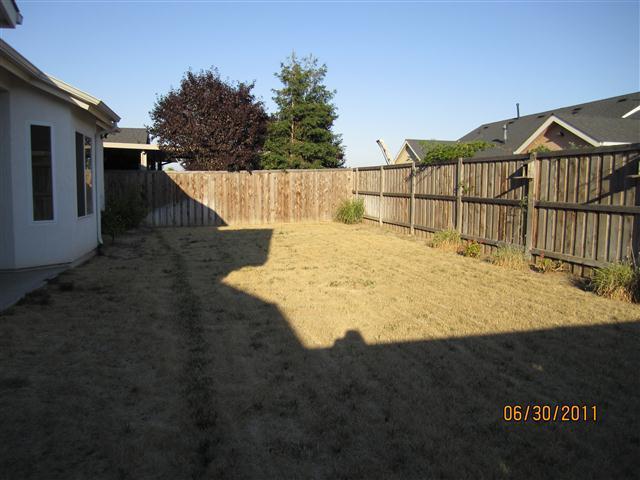 407 East Beech Avenue Reedley, CA 93654 - Photo 14 of 14 Gallery Image 14