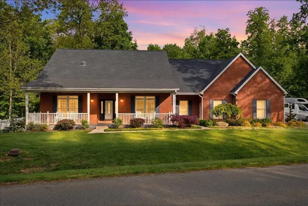 $420,000 | 3737 Apple Valley Drive, Howard, OH 43028
