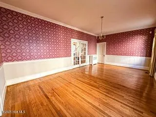 $364,500 | 407 South King Street, Windsor, NC 27983