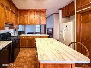 $364,500 | 407 South King Street, Windsor, NC 27983