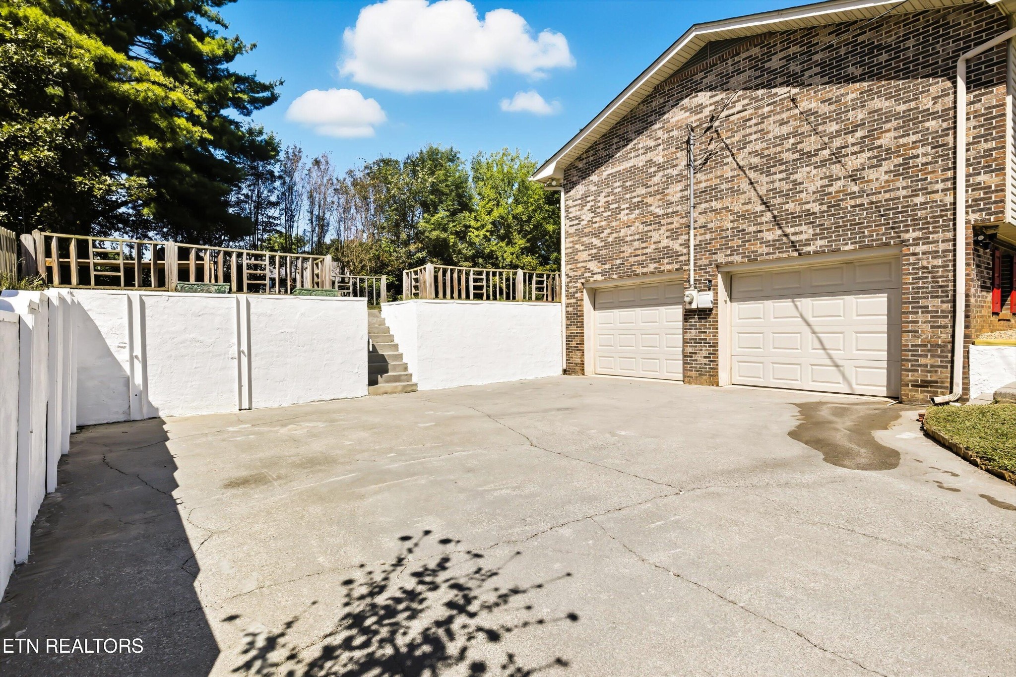 420 1st Street Seymour, TN 37865 - Photo 4 of 24