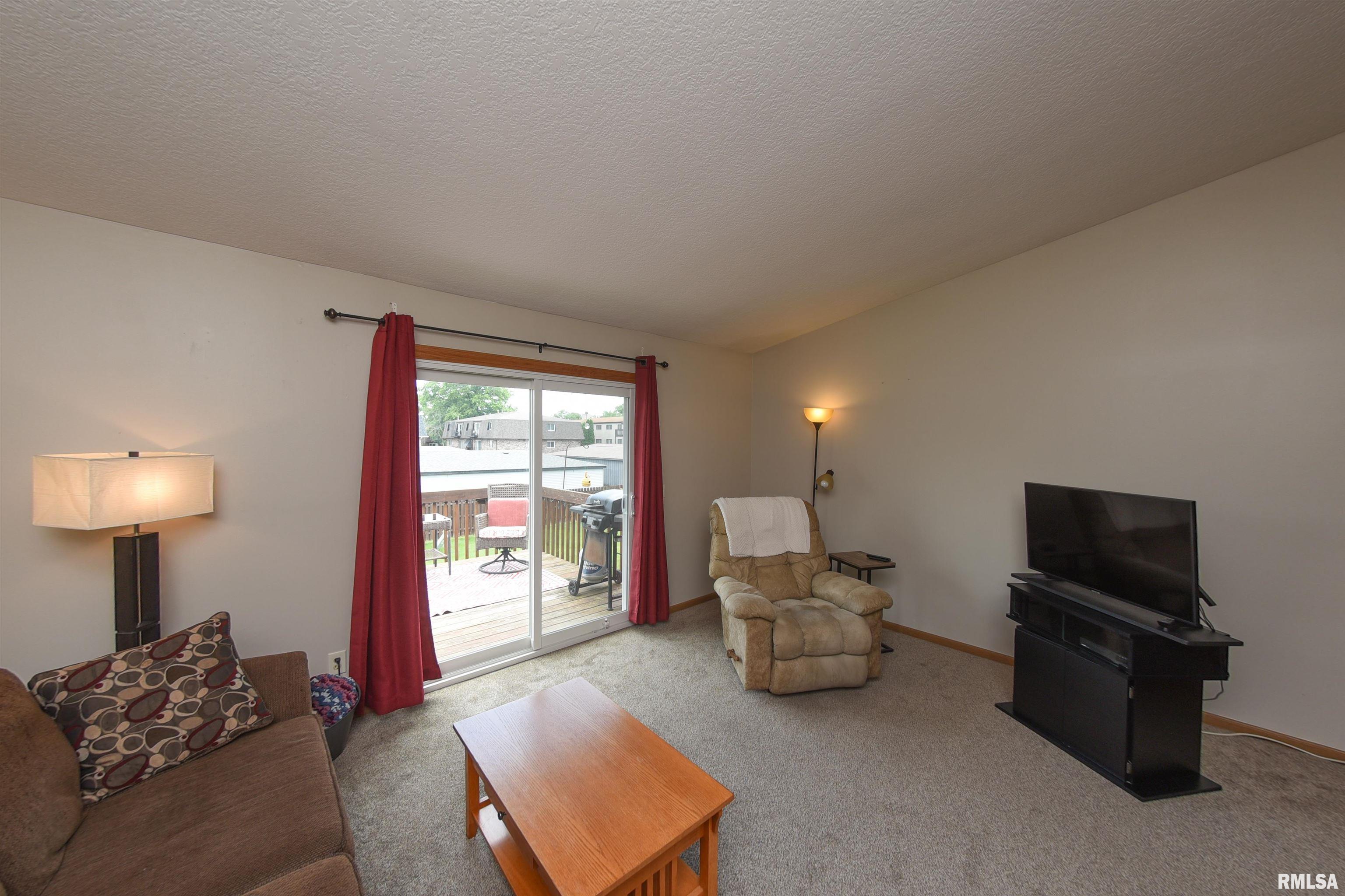 3010 3rd Street, Unit 8 Moline, IL 61265 - Photo 7 of 22