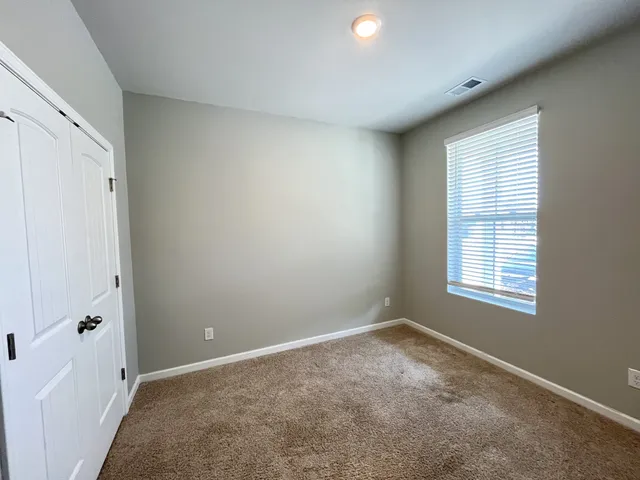 $1,575 | 800 Dallas Drive, Columbia, TN 38401