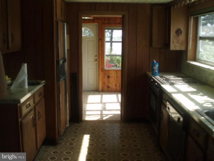 5724 Ross Neck Road Cambridge, MD 21613 - Photo 15 of 17 Kitchen #2