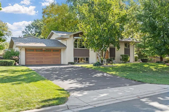 $398,500 | 4770 Flag Avenue North, New Hope, MN 55428