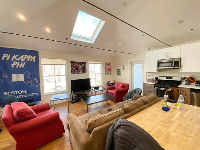 $8,000 | 89 Cedar Street, Unit 3, Boston, MA 02119