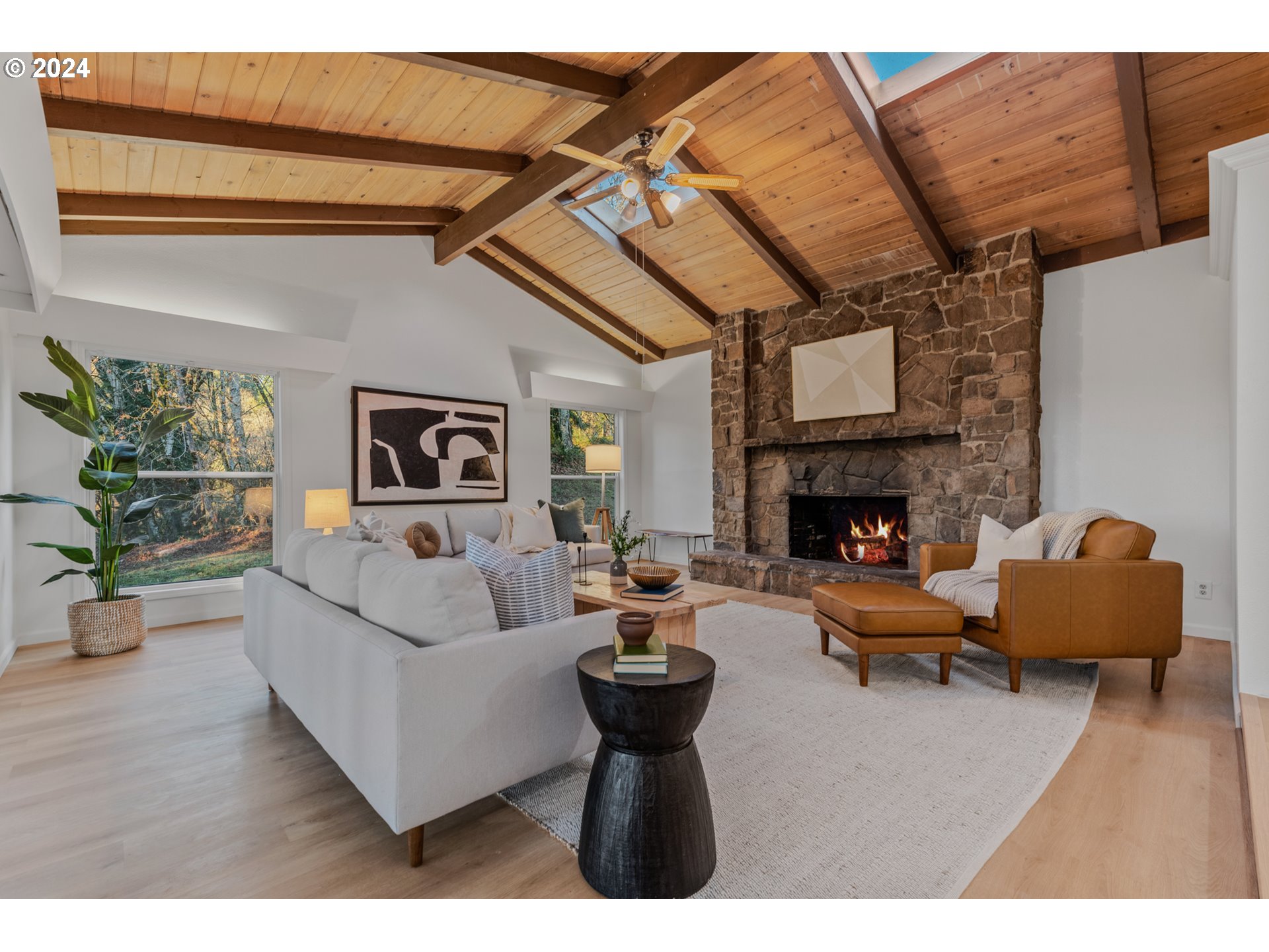 500 Lane Road Woodland, WA 98674 - Photo 5 of 30 Living Room