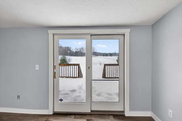 $217,500 | 23767 230th Avenue, Paris, MI 49338