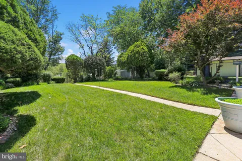 $575,000 | 902 Malta Lane, Silver Spring, MD 20901