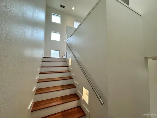 $2,750 | 2312 South 43rd Street, McAllen, TX 78503