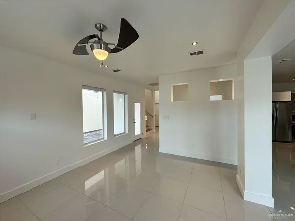 $2,750 | 2312 South 43rd Street, McAllen, TX 78503