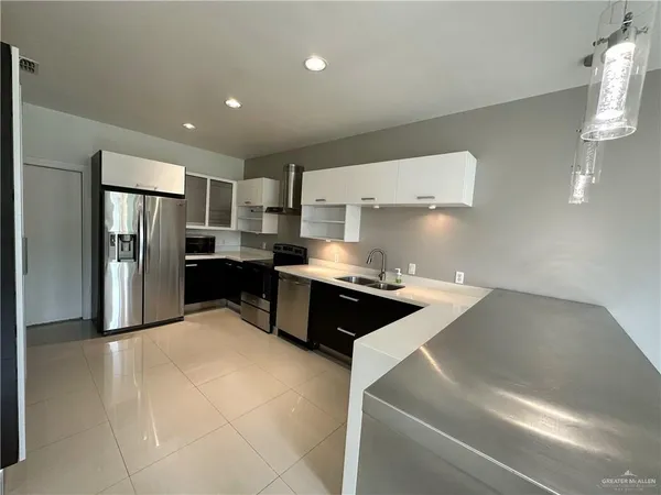 $2,750 | 2312 South 43rd Street, McAllen, TX 78503