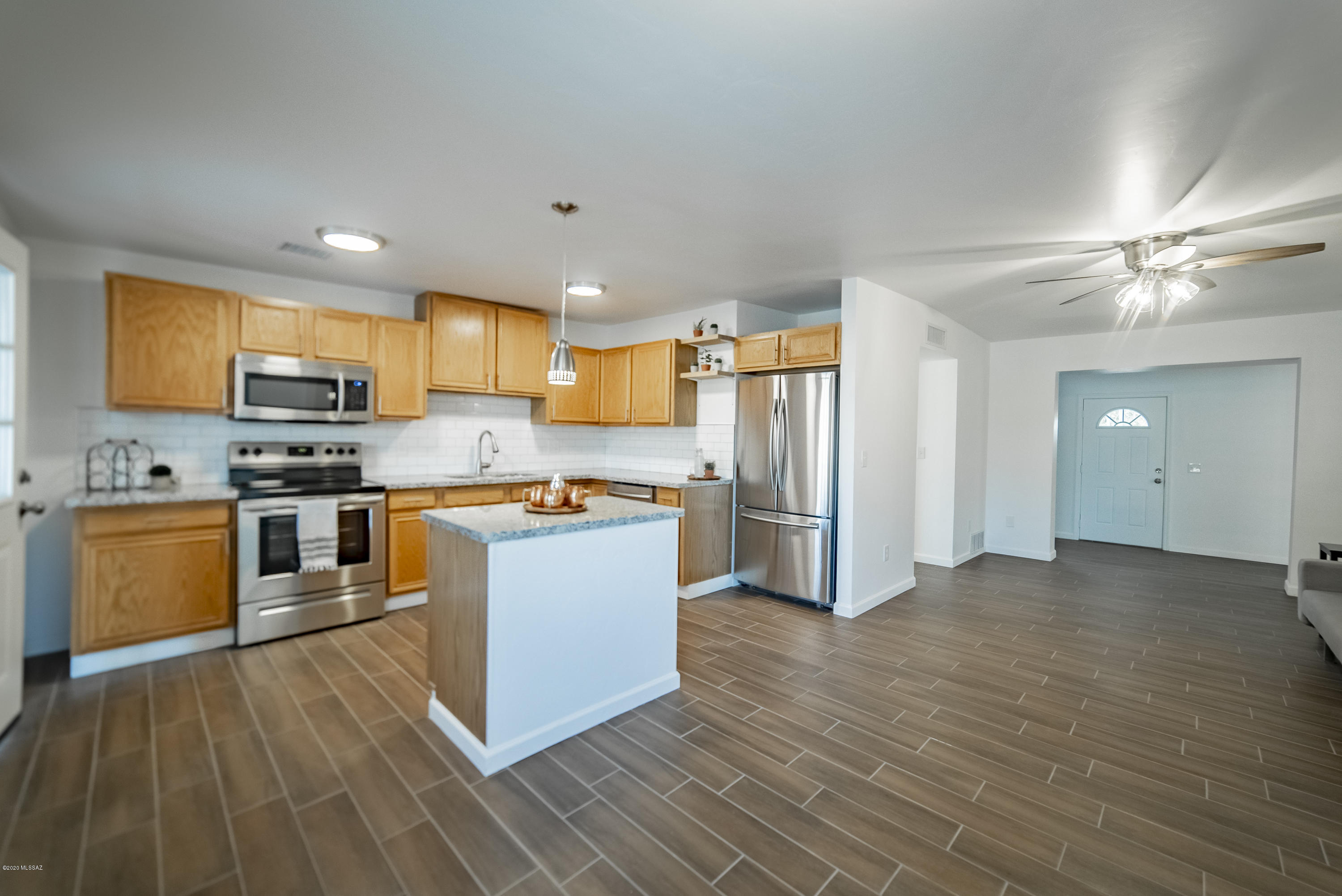 3141 South Kolb Road Tucson, AZ 85730 - Photo 3 of 22 Gallery Image 3