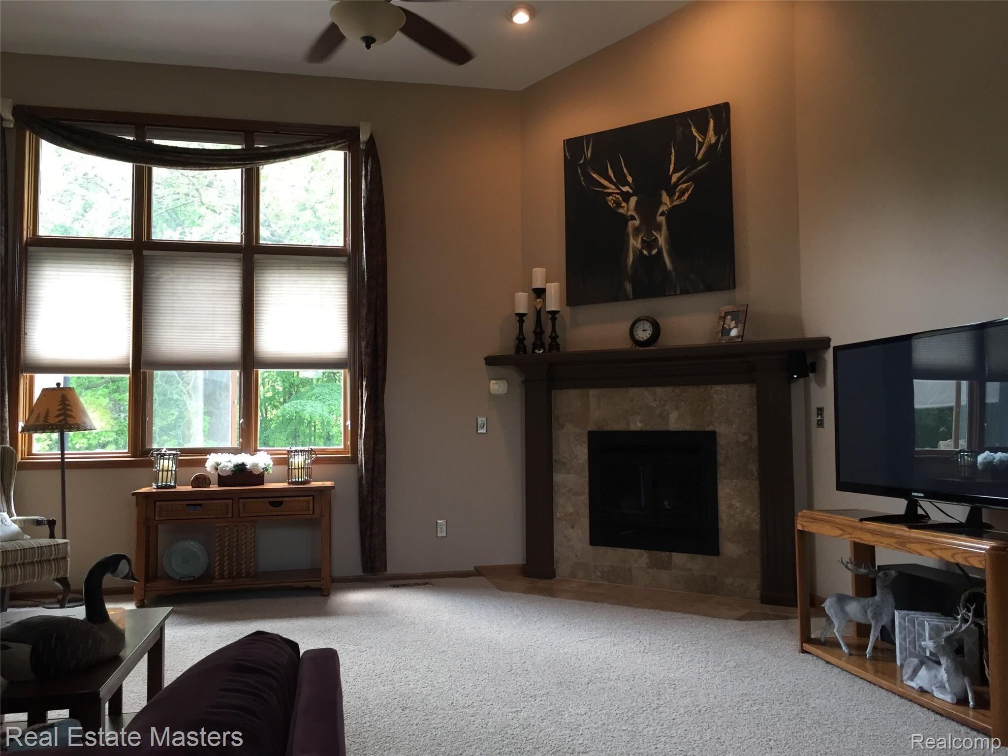 49241 Monte Road New Baltimore, MI 48047 - Photo 3 of 37 monte20.JPG