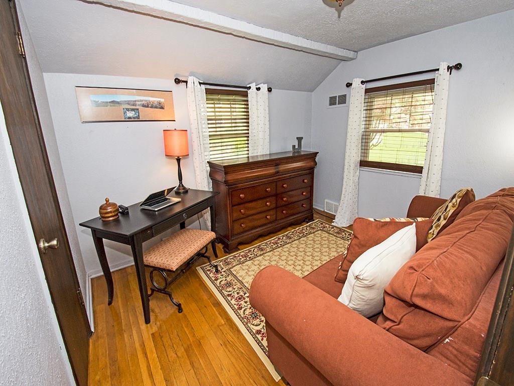 1567 Riverside Drive Verona, PA 15147 - Photo 10 of 17 Gallery Image 10