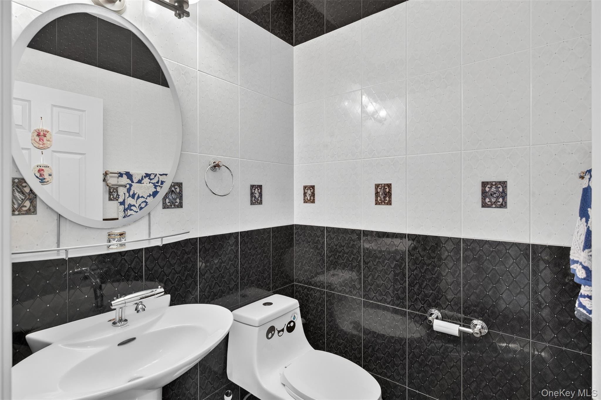 14 Burma Road Marlboro, NY 12542 - Photo 7 of 30 a bathroom with a sink a toilet and mirror