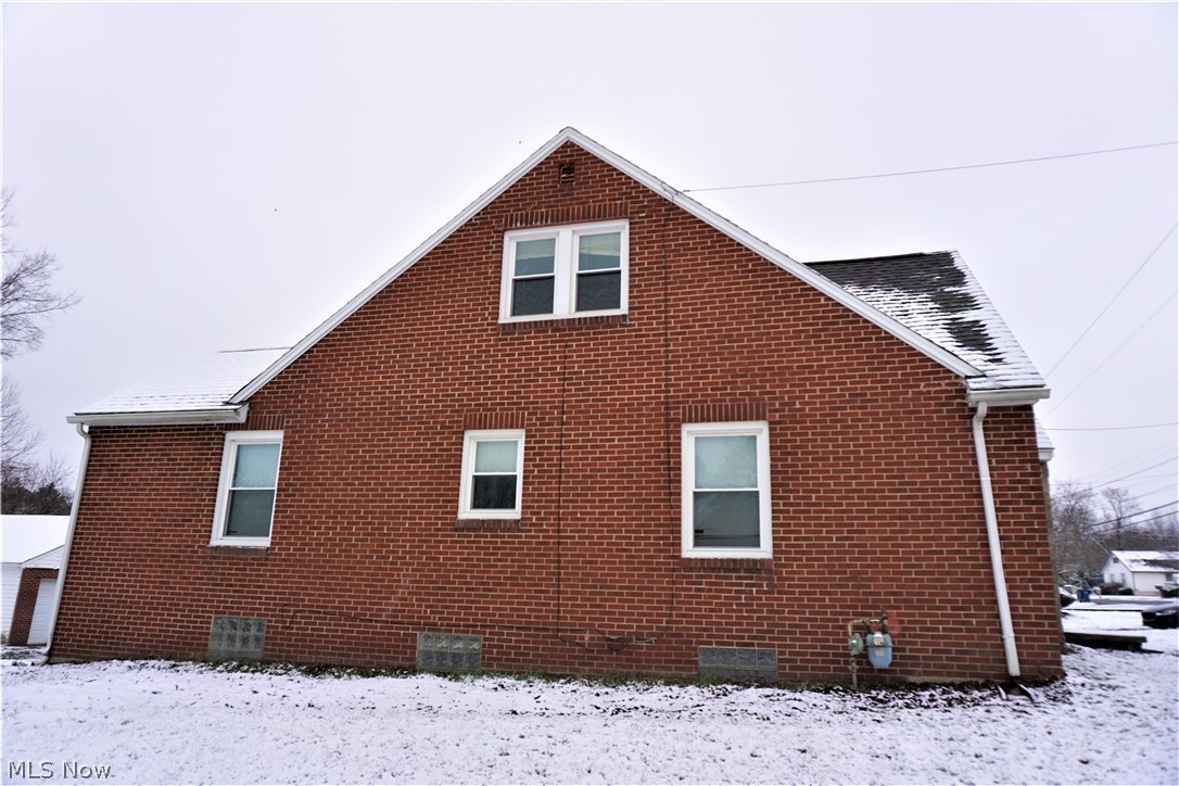 141 Swartz Road Akron, OH 44319 - Photo 9 of 35