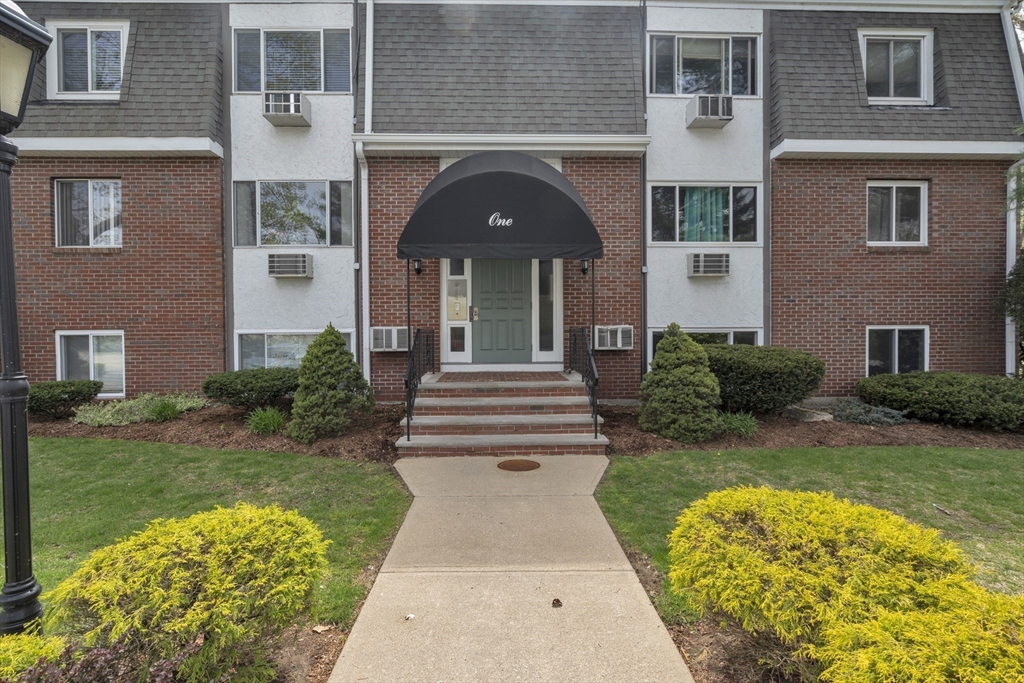 80 Walnut Street, Unit 101 Canton, MA 02021 - Photo 18 of 20 Gallery Image 18