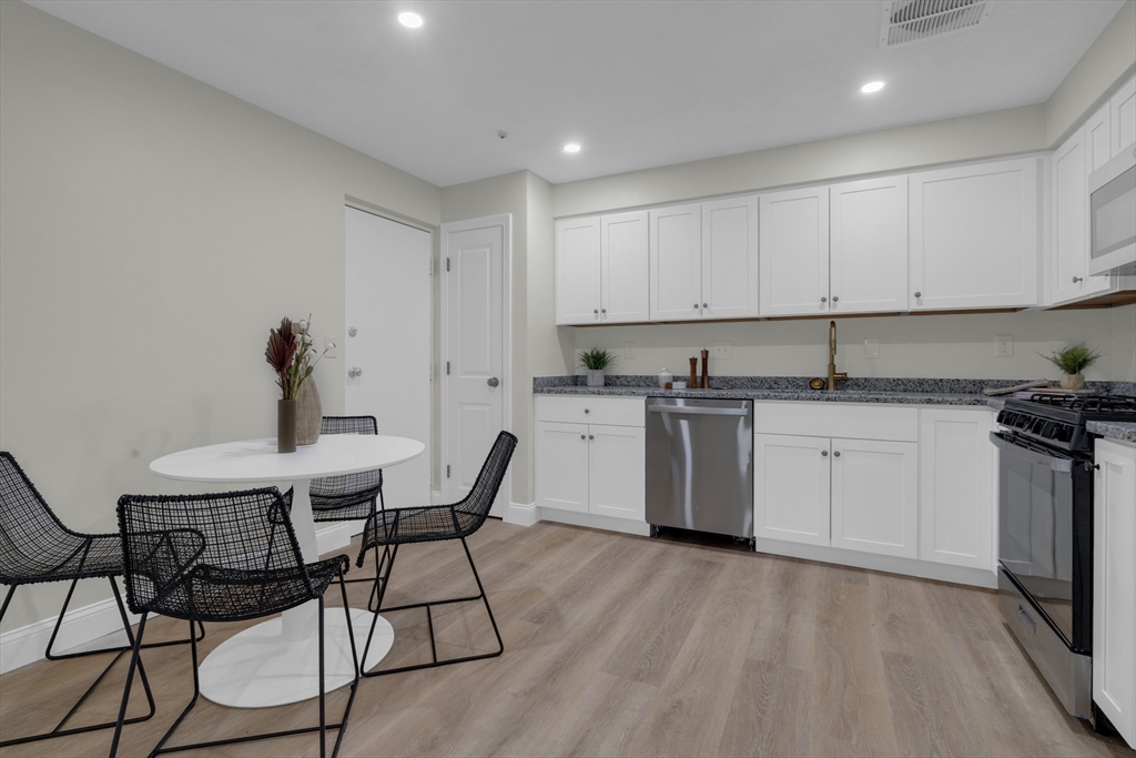 80 Walnut Street, Unit 101 Canton, MA 02021 - Photo 9 of 20 Gallery Image 9