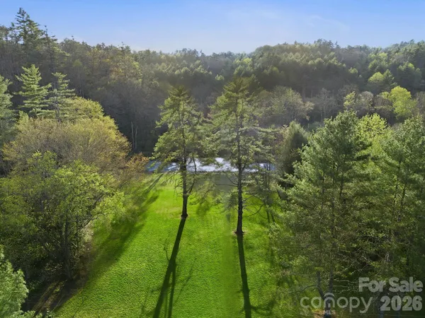 $950,000 | 8186 Highway 183, Newland, NC 28657