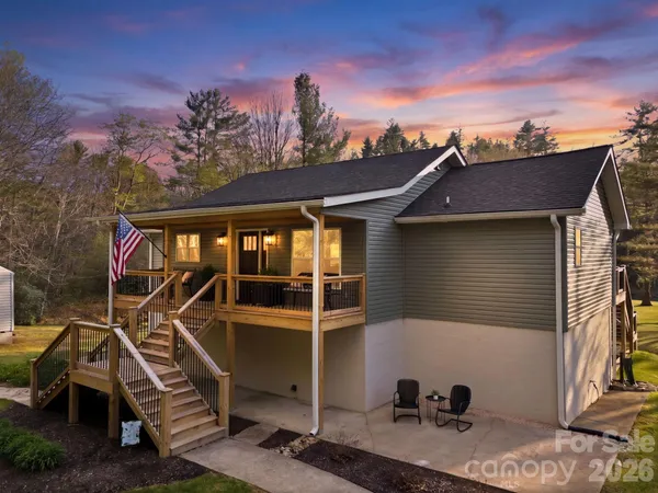 $950,000 | 8186 Highway 183, Newland, NC 28657