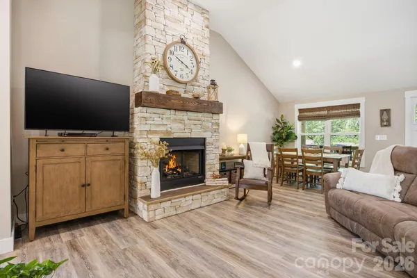 $950,000 | 8186 Highway 183, Newland, NC 28657