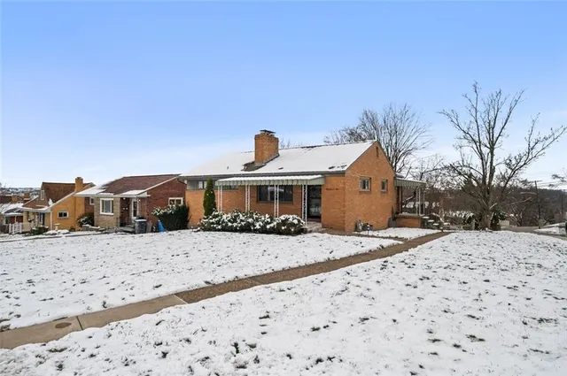 $305,000 | 1902 Worcester Drive, Pittsburgh, PA 15243