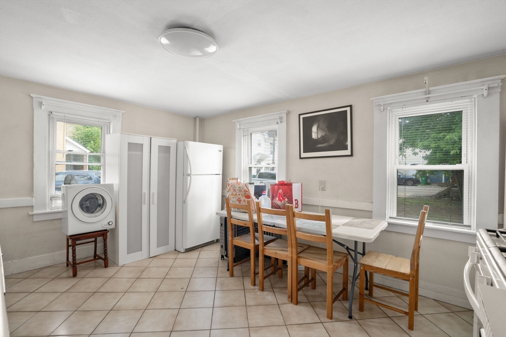 35 Middle Street Newton, MA 02458 - Photo 14 of 27