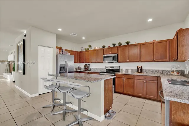 $4,000 | 9411 West 35th Avenue, Hialeah, FL 33018