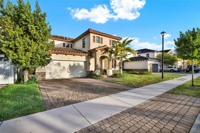 $4,000 | 9411 West 35th Avenue, Hialeah, FL 33018