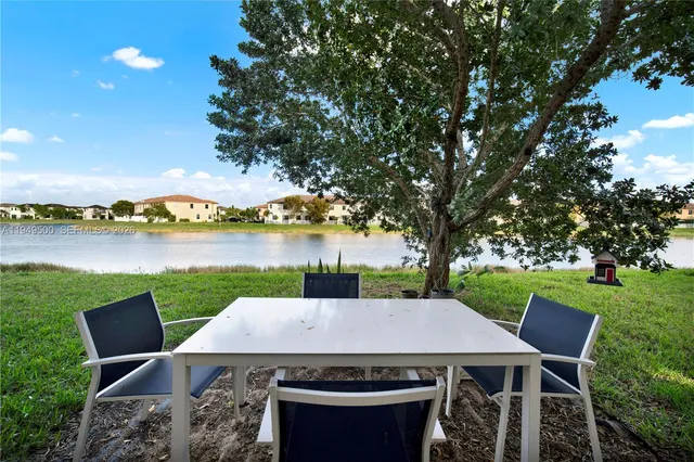 $4,000 | 9411 West 35th Avenue, Hialeah, FL 33018