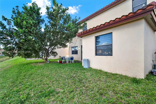 $4,000 | 9411 West 35th Avenue, Hialeah, FL 33018