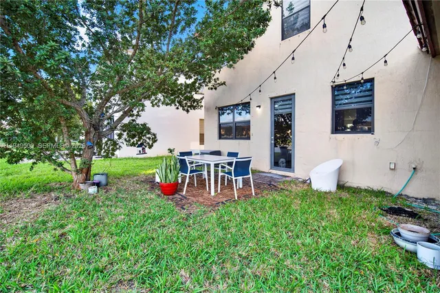 $4,000 | 9411 West 35th Avenue, Hialeah, FL 33018