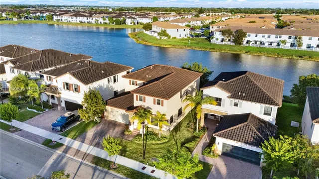 $4,000 | 9411 West 35th Avenue, Hialeah, FL 33018