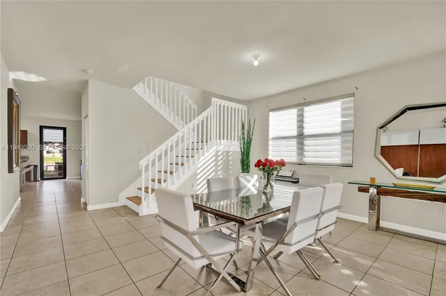 $4,000 | 9411 West 35th Avenue, Hialeah, FL 33018